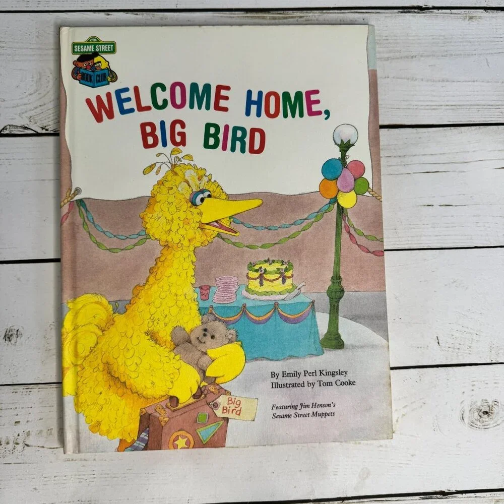 Lot of 5 Sesame Street Book club HC Books Big Bird Grover Molly Freddie Pet Show